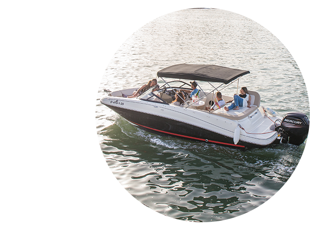 bayliner-vr5-001 Barco con patrón para alquilar en Marbella Bayliner VR5